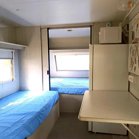 Caravane 3 Personnes Luxe Eau Chaude Et Wc